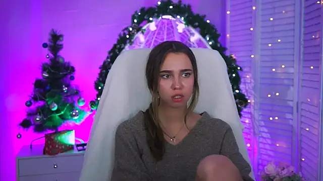 KimPorins online show from 16, 12, 2025