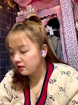 Snapshot of Samsam-006 chatting on 8, 1, 2026 Samsam-006 online show from 8, 1, 2026