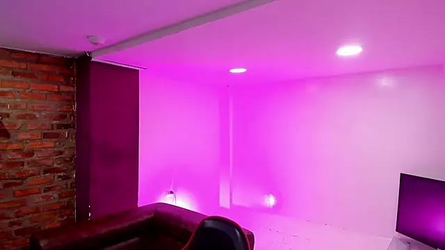 HotThreesoome online show from 13, 2, 2026