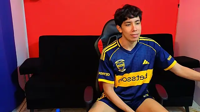 Neo Twink online show from 18, 12, 2025