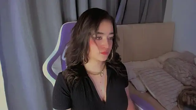 Snapshot of Qa_desh99 chatting on 17, 12, 2025 Qa desh99 online show from 17, 12, 2025