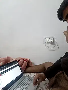 Snapshot of Bigdickboy2406 chatting on 15, 12, 2025 Bigdickboy2406 online show from 15, 12, 2025