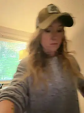 Snapshot of alluringpixie chatting on 12, 5, 2026 alluringpixie online show from 12, 5, 2026