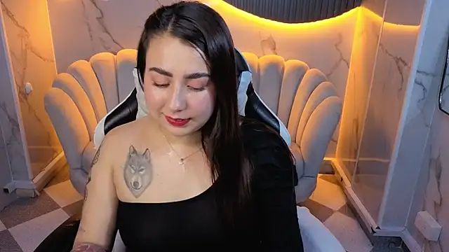 Snapshot of Kattia_mystic_b chatting on 13, 12, 2025 Kattia mystic b online show from 13, 12, 2025