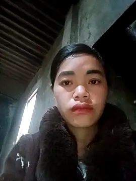 Snapshot of mon-monk chatting on 14, 12, 2025 mon-monk online show from 14, 12, 2025