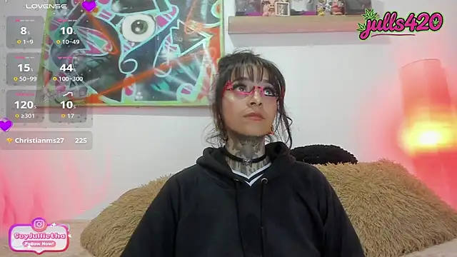 Julls420  online show from 18, 6, 2026