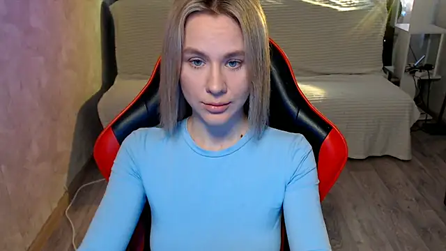 MiaBun1 online show from 8, 4, 2026