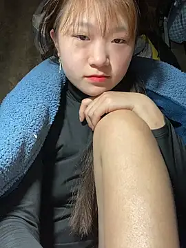 Snapshot of hinata-xx chatting on 5, 3, 2026 hinata-xx online show from 5, 3, 2026