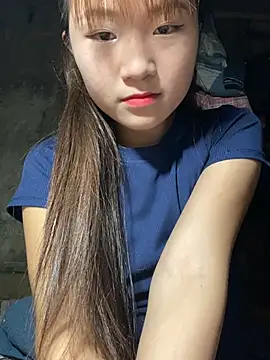 Snapshot of hinata-xx chatting on 28, 3, 2026 hinata-xx online show from 28, 3, 2026