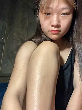 Snapshot of hinata-xx chatting on 11, 4, 2026 hinata-xx online show from 11, 4, 2026