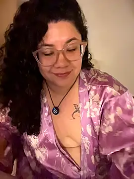 Snapshot of VanesssaMilf_ chatting on 23, 3, 2026 VanesssaMilf online show from 23, 3, 2026