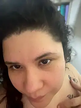Snapshot of VanesssaMilf_ chatting on 16, 4, 2026 VanesssaMilf online show from 16, 4, 2026