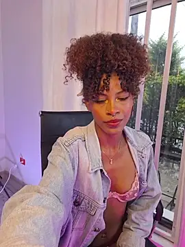 NaomiClay online show from 25, 3, 2026