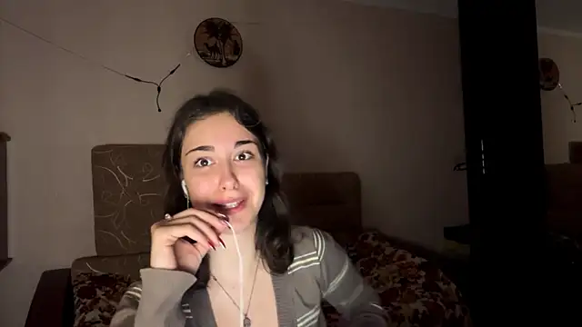 Snapshot of AnitraWackerbarth chatting on 21, 12, 2025 AnitraWackerbarth online show from 21, 12, 2025