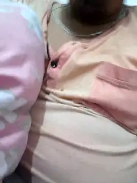 Snapshot of Lactonic chatting on 14, 12, 2025 Lactonic online show from 14, 12, 2025