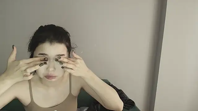 kimyjina online show from 4, 6, 2026