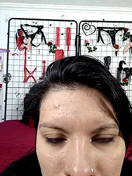 Snapshot of latinn_girls chatting on 16, 12, 2025 latinn girls online show from 16, 12, 2025