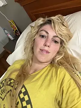 Snapshot of CelestialRuby chatting on 16, 3, 2025 CelestialRuby online show from 16, 3, 2025