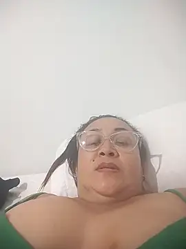 Snapshot of Nini_Love_ chatting on 3, 2, 2026 Nini Love online show from 3, 2, 2026