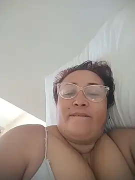 Snapshot of Nini_Love_ chatting on 24, 2, 2026 Nini Love online show from 24, 2, 2026