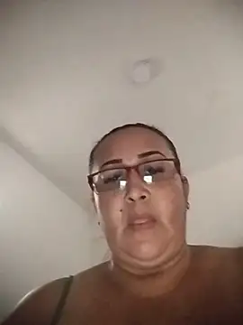 Nini Love  online show from 29, 3, 2026