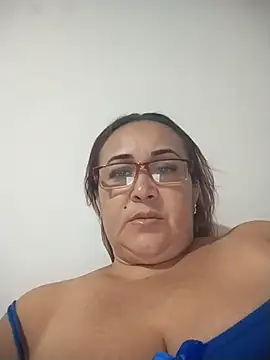 Nini Love  online show from 4, 4, 2026