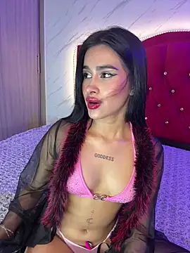 Snapshot of LizzyYvng chatting on 20, 12, 2025 LizzyYvng online show from 20, 12, 2025