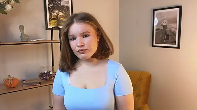 Snapshot of Michele_Menbat chatting on 14, 12, 2025 Michele Menbat online show from 14, 12, 2025