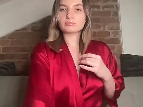 Snapshot of Heiva01 chatting on 13, 12, 2025 Heiva01 online show from 13, 12, 2025