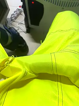 Snapshot of fede_bigcock chatting on 14, 12, 2025 fede bigcock online show from 14, 12, 2025