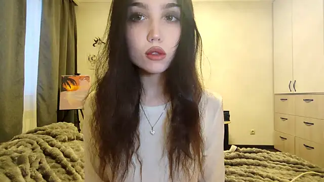 Qwami Amie online show from 19, 12, 2025