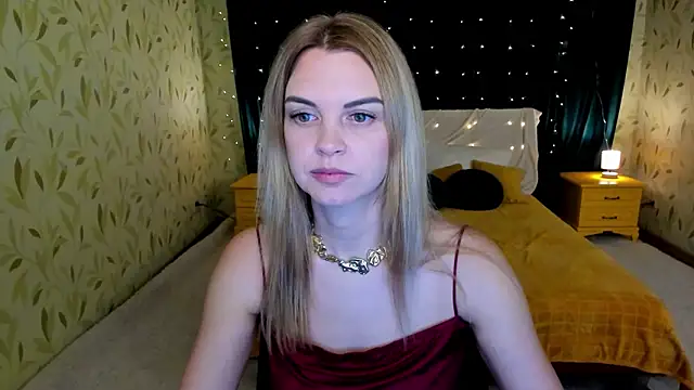 LunaFlinn online show from 11, 2, 2026