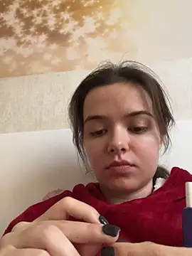 ALittleGrayRabbit online show from 15, 12, 2025