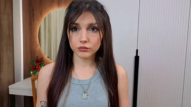 NatishaAlpern online show from 16, 12, 2025