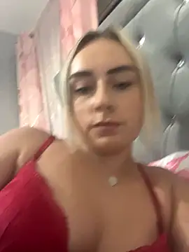 Snapshot of ScarletJ_ chatting on 14, 12, 2025 ScarletJ online show from 14, 12, 2025