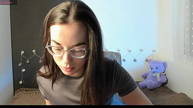 EmmaJacson online show from 5, 2, 2026