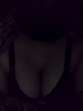 Snapshot of nosrat014 chatting on 18, 12, 2025 nosrat014 online show from 18, 12, 2025