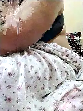 Snapshot of Sexy_Riya123 chatting on 15, 12, 2025 Sexy Riya123 online show from 15, 12, 2025