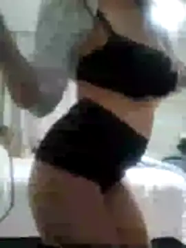 Snapshot of NovaMia chatting on 12, 1, 2026 NovaMia online show from 12, 1, 2026