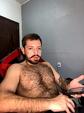 LaranjinhaLuccasKonig online show from 15, 12, 2025