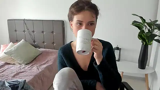 Snapshot of Jessy_lil chatting on 8, 2, 2026 Jessy lil online show from 8, 2, 2026