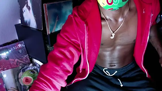 Snapshot of ISLANDBANANA1 chatting on 14, 12, 2025 ISLANDBANANA1 online show from 14, 12, 2025