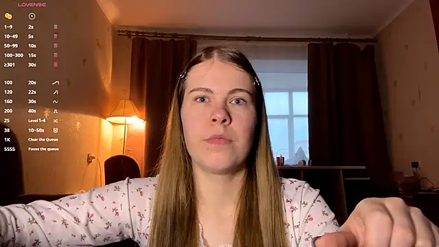 Snapshot of MaevAmy chatting on 20, 12, 2025 MaevAmy online show from 20, 12, 2025