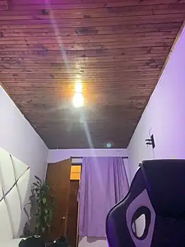 Snapshot of Lia_Kitten2 chatting on 14, 12, 2025 Lia Kitten2 online show from 14, 12, 2025