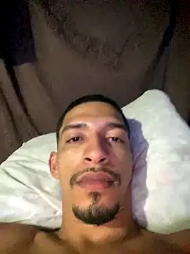 Snapshot of rocchw chatting on 8, 1, 2026 rocchw online show from 8, 1, 2026