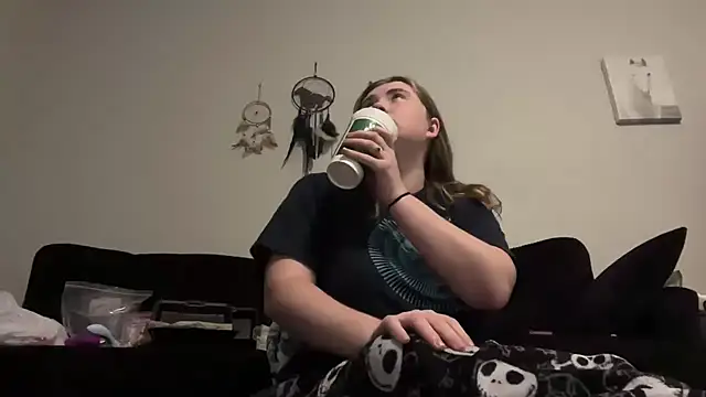 Snapshot of bunnybun06 chatting on 18, 12, 2025 bunnybun06 online show from 18, 12, 2025