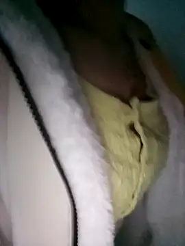 Snapshot of SweetBerry-91 chatting on 14, 12, 2025 SweetBerry-91 online show from 14, 12, 2025