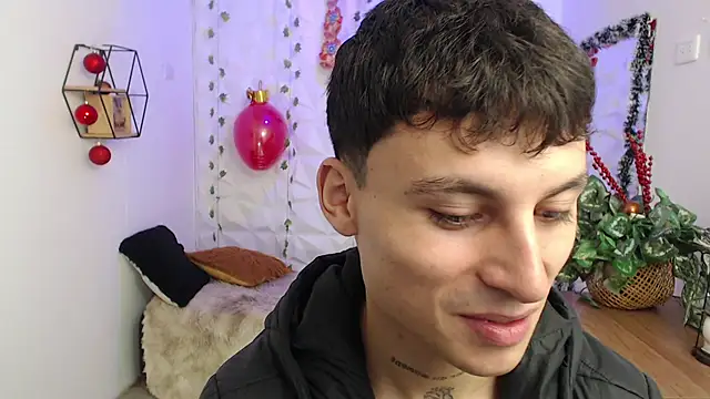 Snapshot of Noah_Vera chatting on 16, 12, 2025 Noah Vera online show from 16, 12, 2025