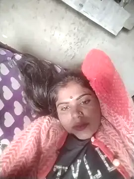 Sexy Rajkumari123 online show from 13, 2, 2026