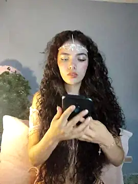 Snapshot of Alii_tay chatting on 16, 12, 2025 Alii tay online show from 16, 12, 2025